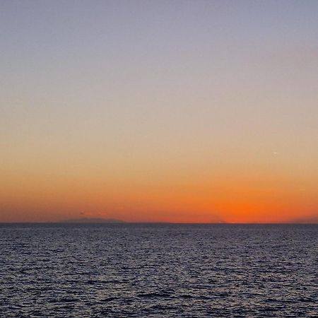 Villa Maria In Puglia Con Pineta Vicino Al Mare Torre Suda Luaran gambar